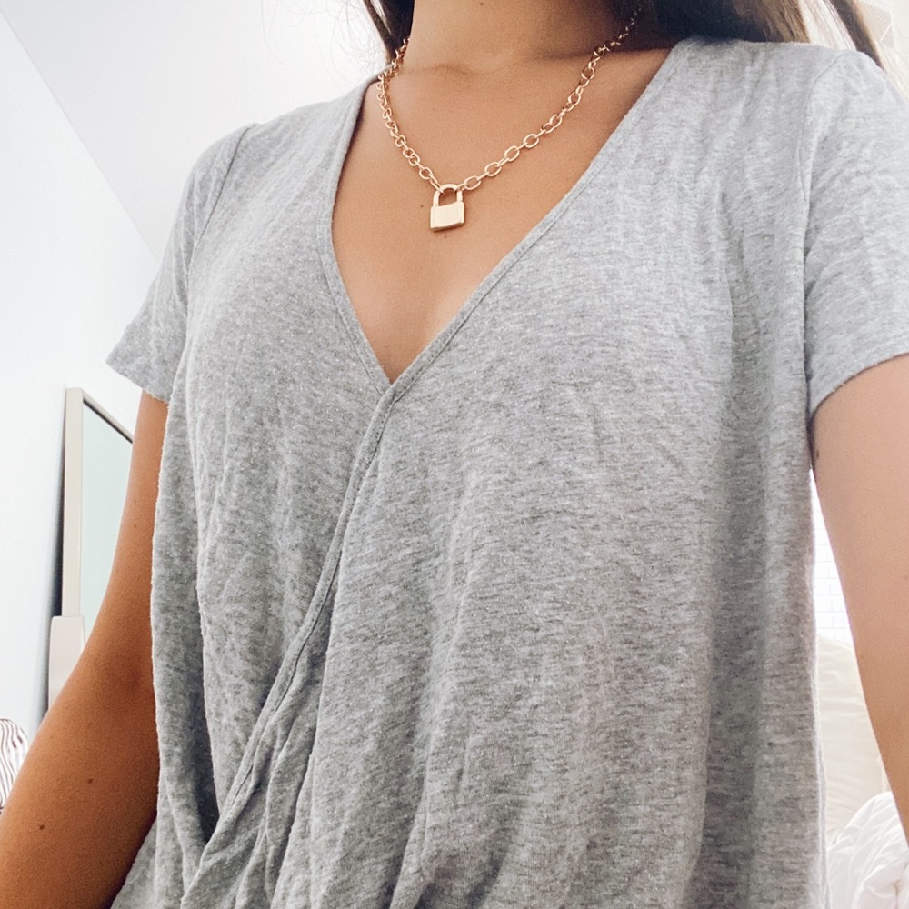 Gray top